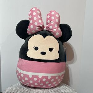 Disney Minnie Mouse Squishmallow NWT